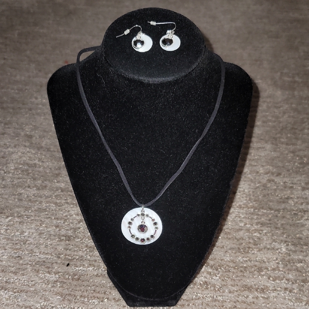 Elegant Silver and Black Jewelry Set